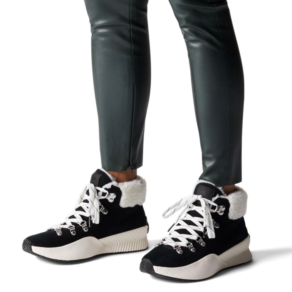 Sorel Black and White High-Top Sneakers Sz 8